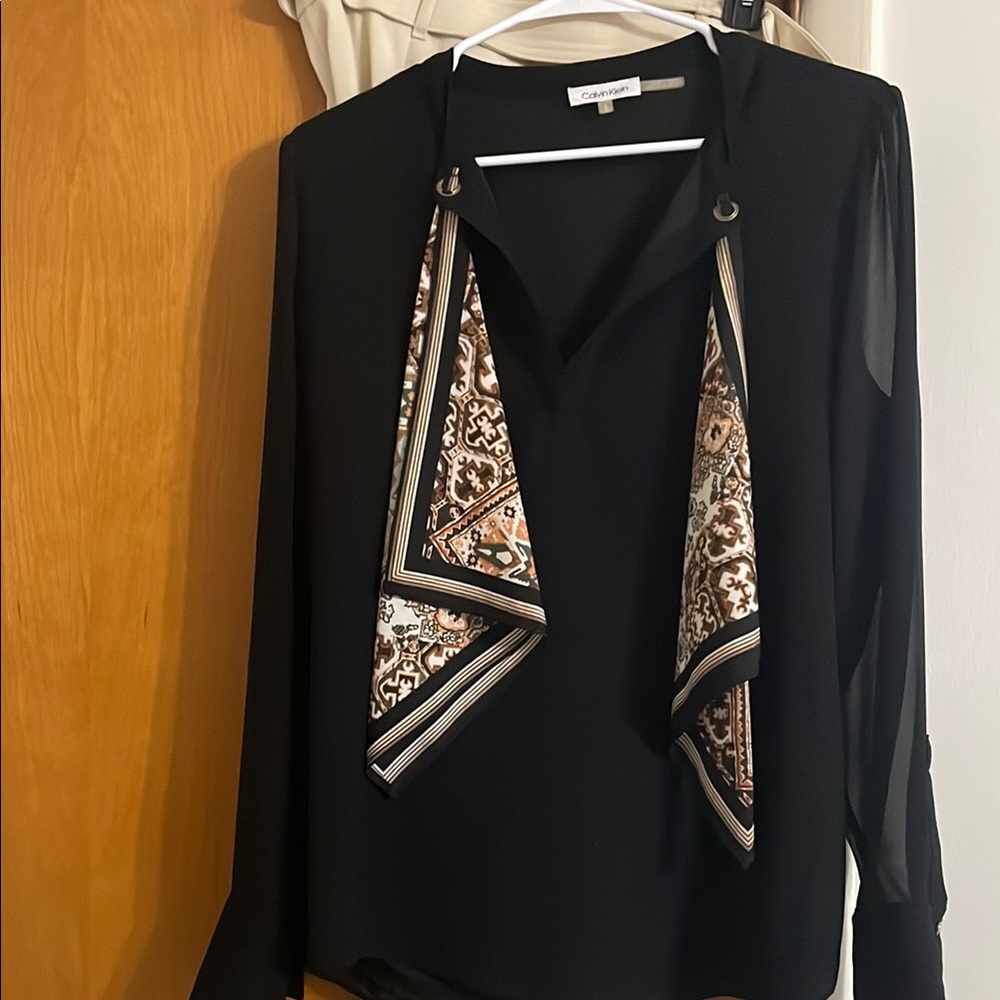 Calvin Klein Black and Tan Long Sleeve Tie Front Blouse